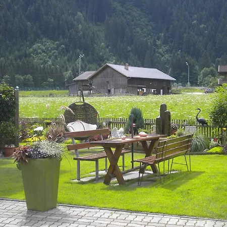 Haus Waidmannsheil Guest house